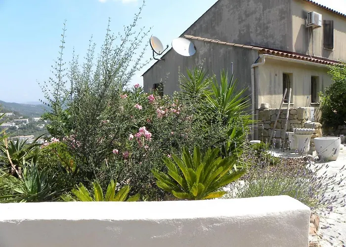 In'd'noi Nocleg ze śniadaniem Ajaccio (Corsica)