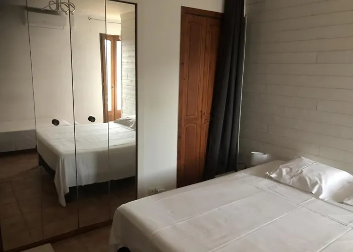 In'd'noi לינה וארוחת בוקר אז'אקסיו